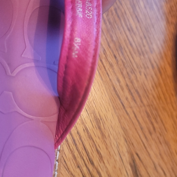 Coach CC Print Signature Hot Pink Fuschia Flip Flops Sandals Shoes 8.5 - Picture 6 of 7